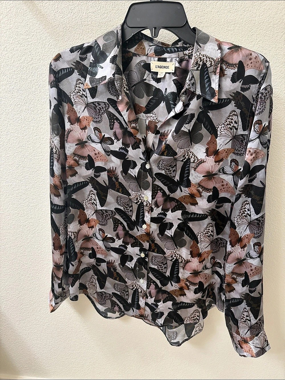 L'AGENCE Tyler Silk Blouse Gray & Black Size Medium